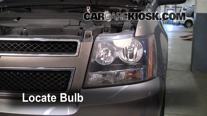 2008 Chevrolet Avalanche LT 5.3L V8 Lights Parking Light (replace bulb)